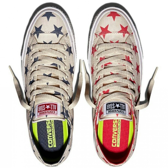 NWT Converse Chuck II Reflective Star Print Shoes - Picture 4 of 9